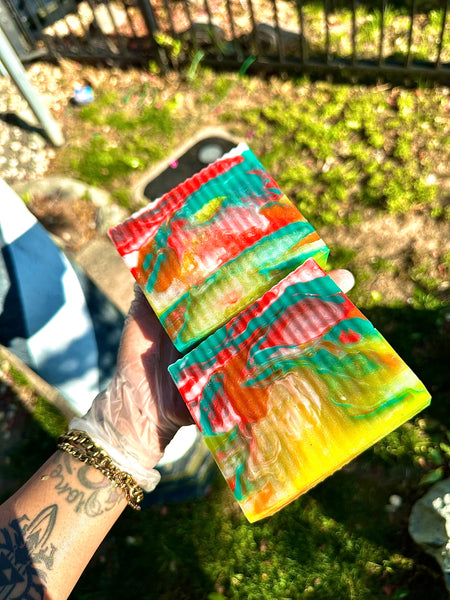 PINEAPPLE VANILLA BODY SOAP