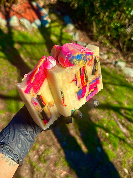 BANANA CARAMEL CREAM BODY SOAP (LIMITED EDITION)