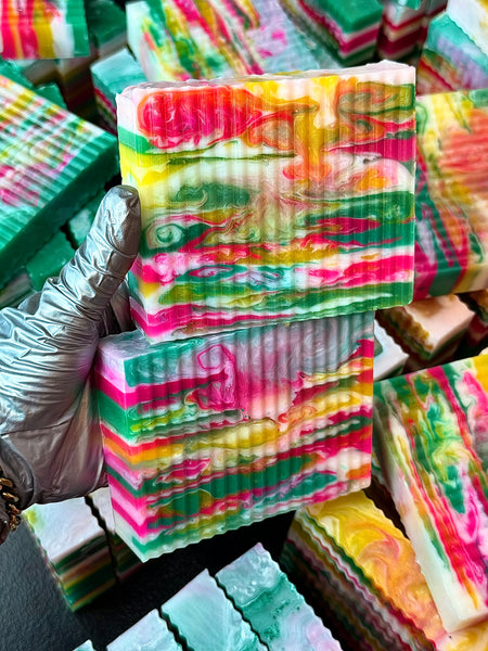 YONI SOAP(TEA TREE & BERGAMOT) ( UNLIMITED JUNETEENTH 6/19 SALE ; 9am-9pm EST )